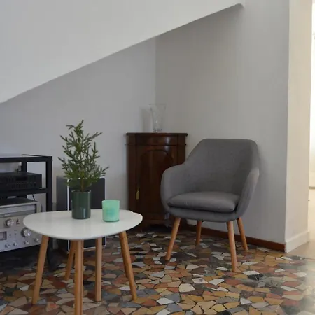 וילה La Parisienne *