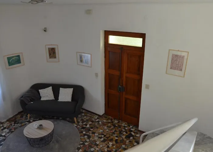 La Parisienne Villa Diano Borello